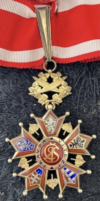 A SUPERB & VERY RARE CZECHOSLOVAKIAN  “ORDER OF THE WHITE LION”  Class III “Silver Gilt” (Commander, Civil) With Crossed Palms.