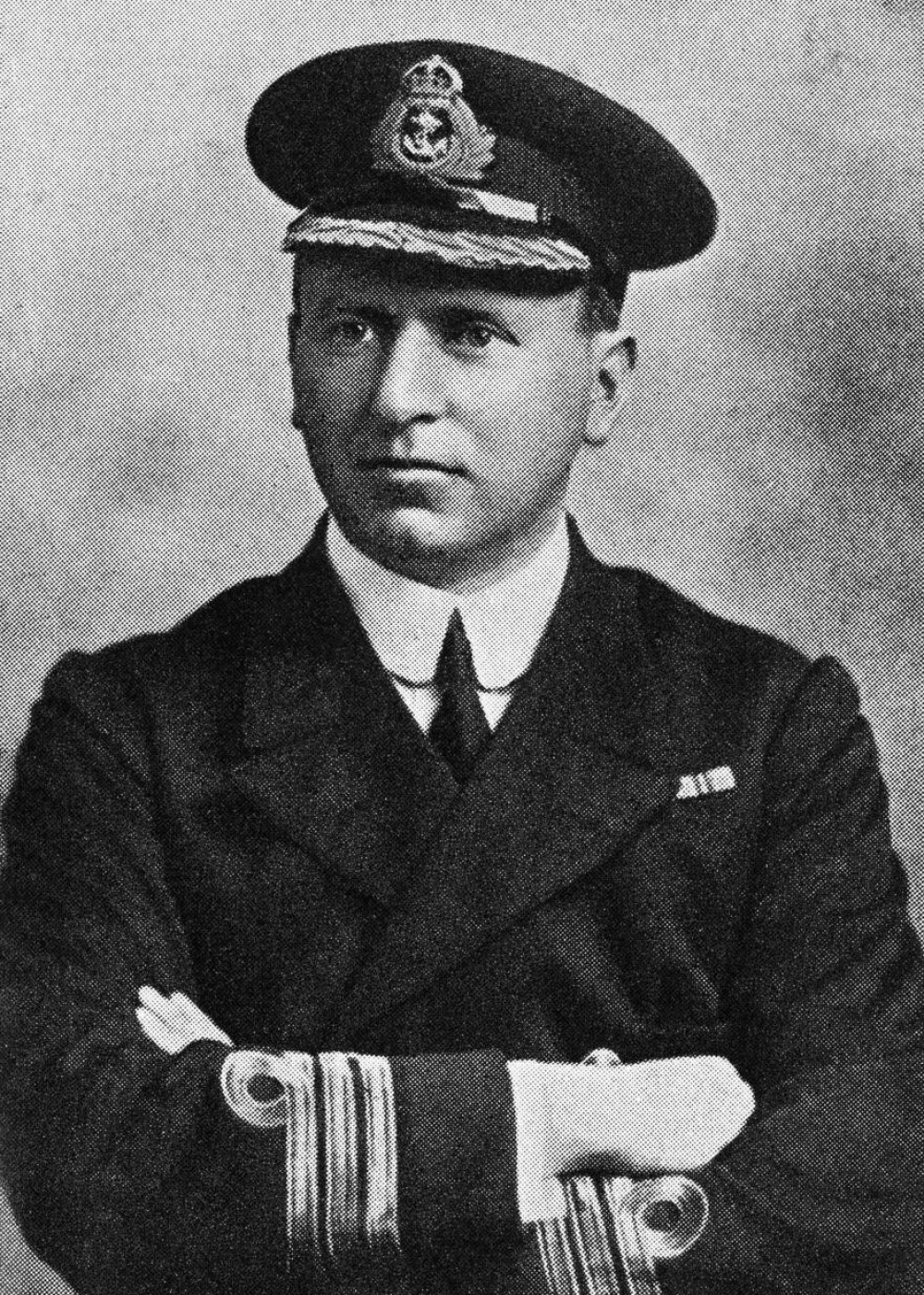 A RARE & UNIQUELY COMPLETE, BATTLE OF JUTLAND  "VICTORIA CROSS ACTION" CASUALTY 1914-15 STAR TRIO, PLAQUE, SCROLL & PAPERS. J.25008. Ord Smn W.T. WEBB. R.N. HMS SHARK. K.I.A. JUTLAND