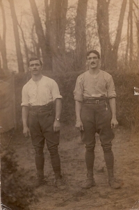 TWO BROTHERS.15 Star Trios (R.A.S.C. & R, Irish Rifles) One brother KIA with Plaque.