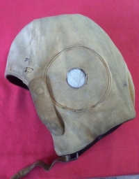 AUSTRALIAN ´Stagg´s´ Type ´B´ leather flying helmet. C, 1938-41. (Superb Condition)