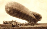 1914-1915 STAR TRIO. ROYAL FLYING CORPS.
To: 12995. 2A.M. ( Pte 1) P.ANDERSON. RFC . RAF .
Served in " KITE & BALLOON SECTION"   