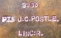 A "TWO BROTHERS" DOUBLE CASUALTY "GALLIPOLI" (V.C.ACTION)  & "ARRAS" To: 9963 Pte.J.C POSTLE, 6th Lincs.1915 trio & plaque KIA 9.8.15 Gallipoli) &  A.F. POSTLE, 6th (City of London Rifles).KIA  "ARRAS" 21.5.17. 