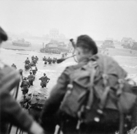 A GREATLY HISTORICAL \"PALESTINE 38-39\" NORWAY, (NARVIK) AFRICA, ITALY, (ANZIO) D-DAY, (6th JUNE) MERITORIOUS SERVICE, L.S.G.C. GROUP of 10. To: 2717291 Sgt-W.O. CL.2  C.A.G. PHIPPS. 1st & 2nd Bn Irish Guards