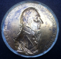 A RARE & ORIGINAL EARLY 19th Century "HORATIO NELSON" COMMEMORATIVE  BRASS SNUFF, TOBACCO OR TRINKET BOX.
Made c,1805 in London to commemorate the death of Nelson & his victory at Trafalgar 