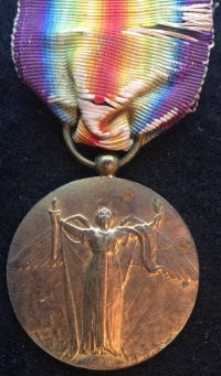 CUBAN ALLIED VICTORY MEDAL. ON ORIGINAL RIBBON.
AN EXTREMELY RARE & SELDOM SEEN MEDAL 