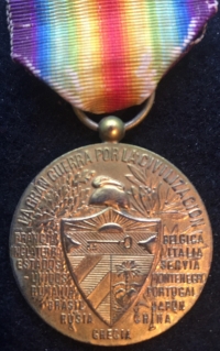 CUBAN ALLIED VICTORY MEDAL. ON ORIGINAL RIBBON.
AN EXTREMELY RARE & SELDOM SEEN MEDAL 