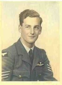 A CLASSIC “AIRCREW EUROPE” (BOMBER COMMAND) “HAMBURG RAID” HALIFAX (PILOT) CASUALTY. LOST WITHOUT TRACE, 30th JULY 1943  Sgt P.F. SNAPE. 78 Squadron R.A.F