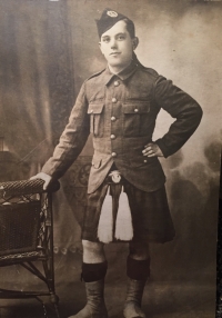 A RARE & VERY DESIRABLE, “HILL 60” CASUALTY. 1914-15 Star Trio, Plaque, Scroll & Hat Badge.To: S-16347 HUGH Mc DONALD WILLIAMSON, 2nd CAMERON HIGHLANDERS. 
KILLED IN ACTION 23rd APRIL 1915.