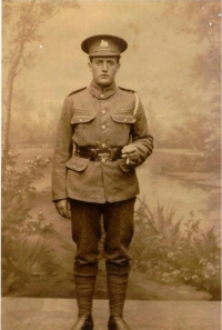 OUR HOME PAGE SOLDIER. 1107 Pte. J. W. CAMPLIN.10th Lincolns “GRIMSBY CHUMS” (My Grandma’s Brother & My Great Uncle) KILLED-IN-ACTION at LA BOISELLE, 1st JULY 1916. FIRST DAY, BATTLE OF THE SOMME.