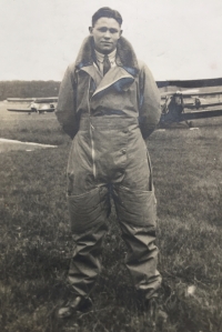 A Superb, Important & “Historically Unique“ Whitley pilot’s Aircrew Europe M.I.D. group of three, (Landed in error in a German field) & later THE FIRST BOMBER COMMAND CASUALTY OF WW2. F/O T.F. Parrott, M.I.D. 77 Sqd. RAF.