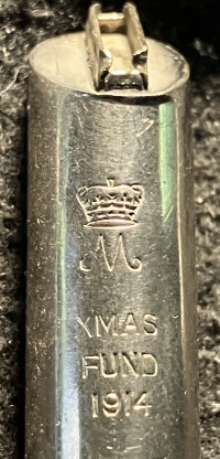 AN EXCESSIVELY RARE (& PRACTICALLY UNOBTAINABLE) 
PRINCESS MARY’S CHRISTMAS FUND 1914. Original Cigarette & Pipe  “Trench Strike Lighter & Tinder Smoulder Wick”